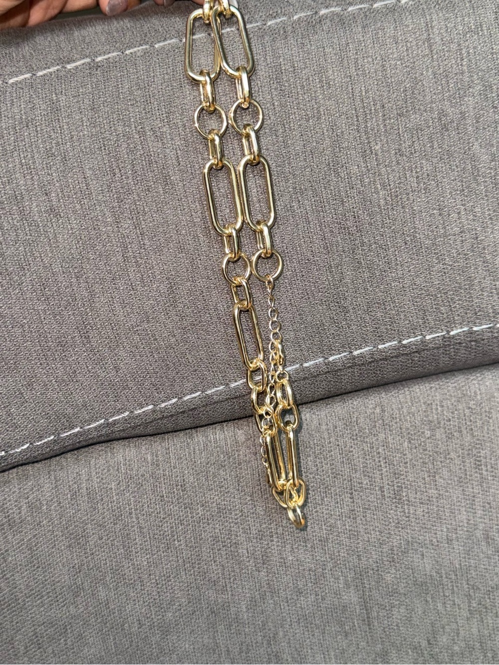 Gold-Plated Paper Clip Chain necklace - Picture 3 of 6